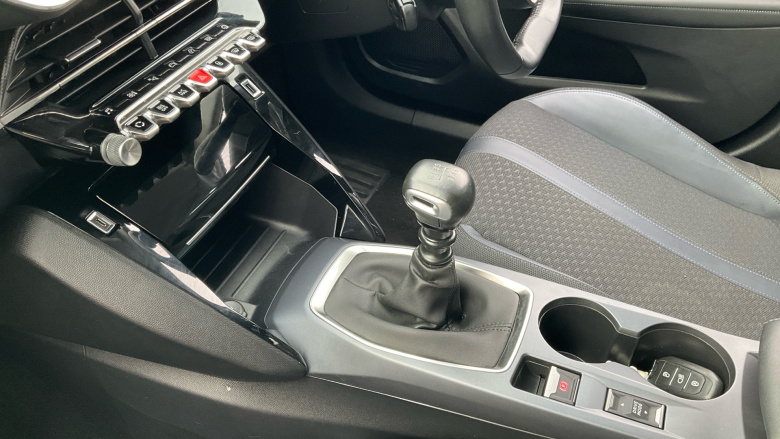 Peugeot 2008 1.2 PureTech 130 Allure Premium 5dr Petrol Estate